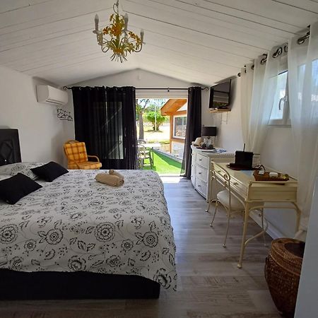 Margaux Bed & Breakfast Le Plan-de-la-Tour Екстериор снимка